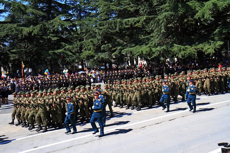 1. Парад в честь празднования 25-й годовщины Республики Южная Осетия (часть II)