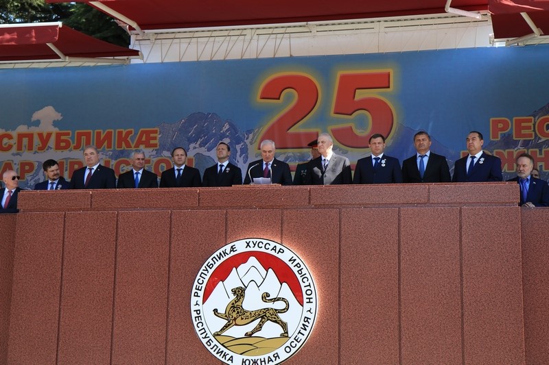 5. Парад в честь празднования 25-й годовщины Республики Южная Осетия (часть I)