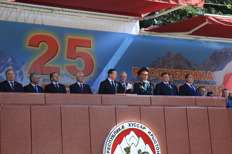 8. Парад в честь празднования 25-й годовщины Республики Южная Осетия (часть I)