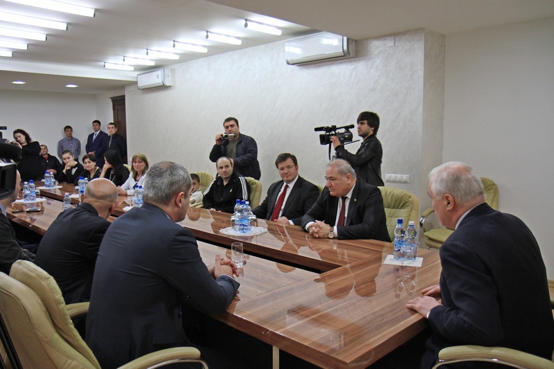 3. Встреча с освобожденными из грузинских тюрем гражданами Республики Южная Осетия
