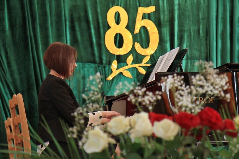 4. Праздничный концерт, посвященный 85-летию Цхинвальской детской музыкальной школы №1 (часть I)