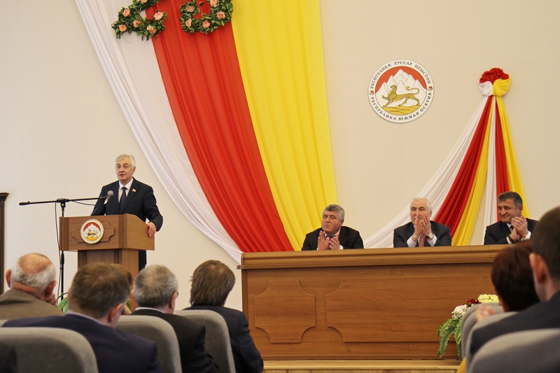 8. Торжественное заседание, посвященное 25-летию парламентаризма Республики Южная Осетия (часть II)