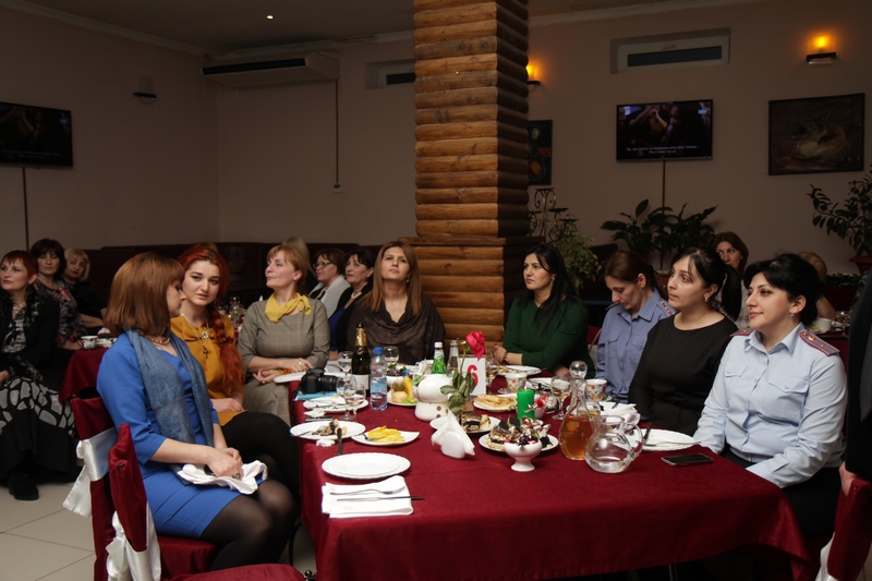 3. Встреча с членами общественной организации «Лига женщин во имя будущего» (часть I)