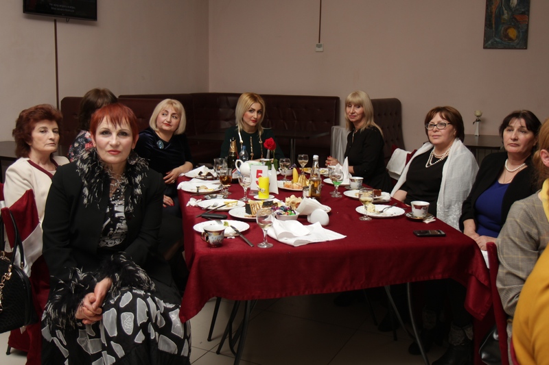 4. Встреча с членами общественной организации «Лига женщин во имя будущего» (часть I)