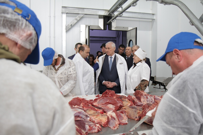 3. Открытие мясоперерабатывающего завода «Растдон» (часть III)