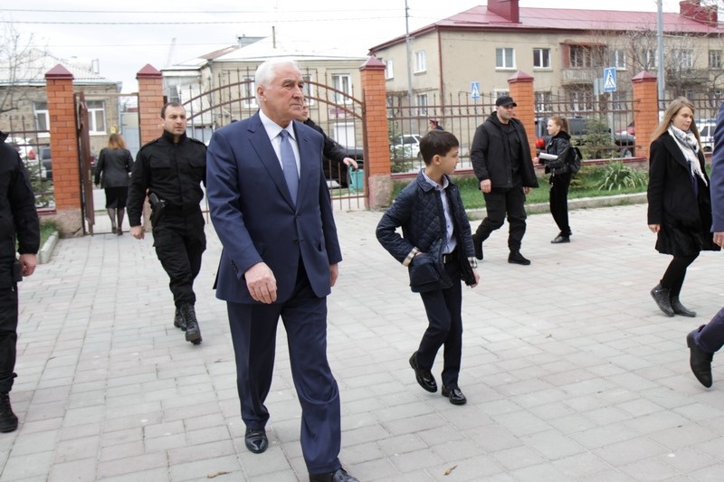 1. Выборы Президента Республики Южная Осетия и референдум