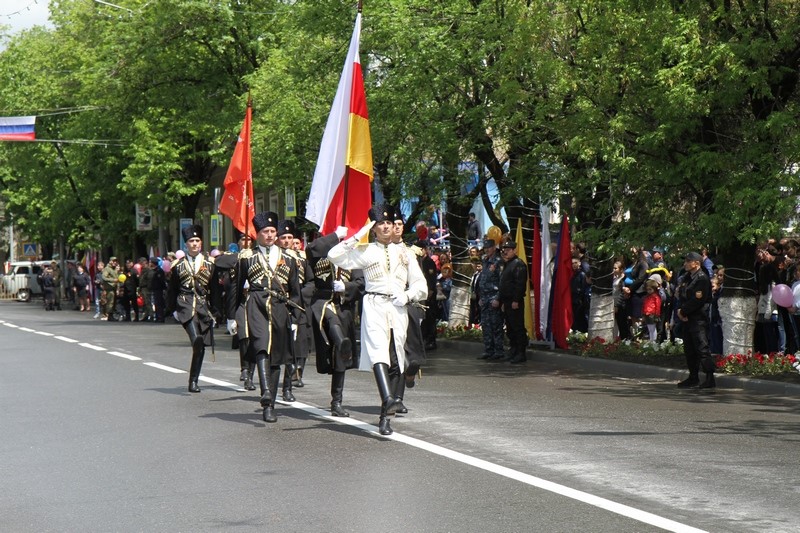 1. Военный парад в честь празднования 72-й годовщины Великой Победы (часть I)