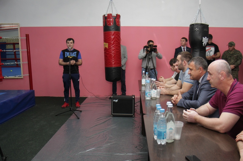 2. Открытие боксерского зала в Детско-юношеской спортивной школе в Цхинвале
