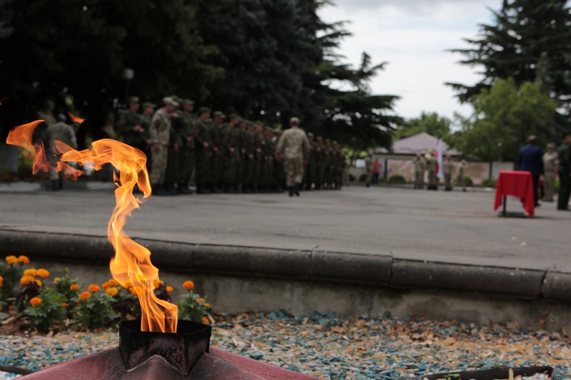 1. Торжественная церемония приведения к присяге новобранцев Вооруженных сил Республики Южная Осетия