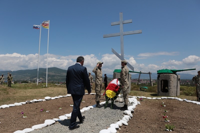 2. Празднование 25-й годовщины ввода Смешанных сил по поддержанию мира в зоне грузино-осетинского конфликта (часть II)