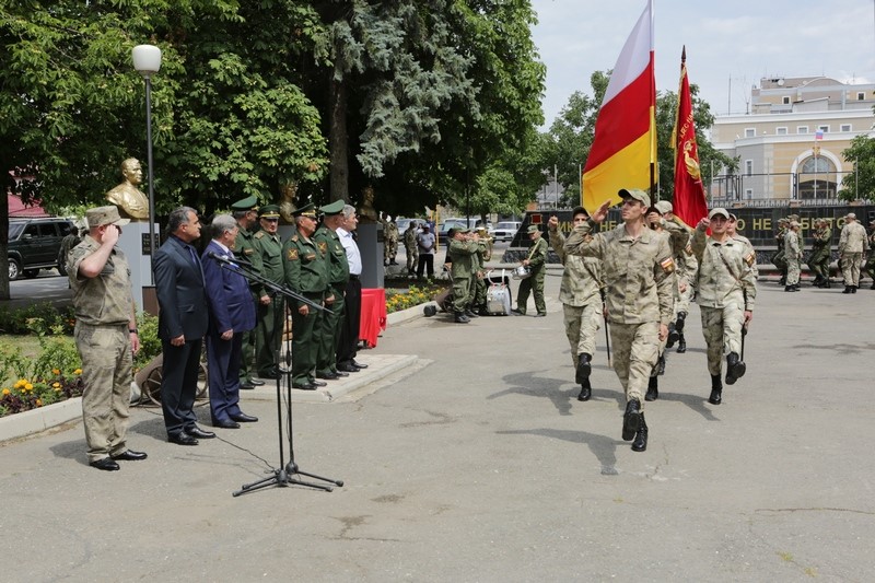 8. Торжественная церемония приведения к присяге новобранцев Вооруженных сил Республики Южная Осетия