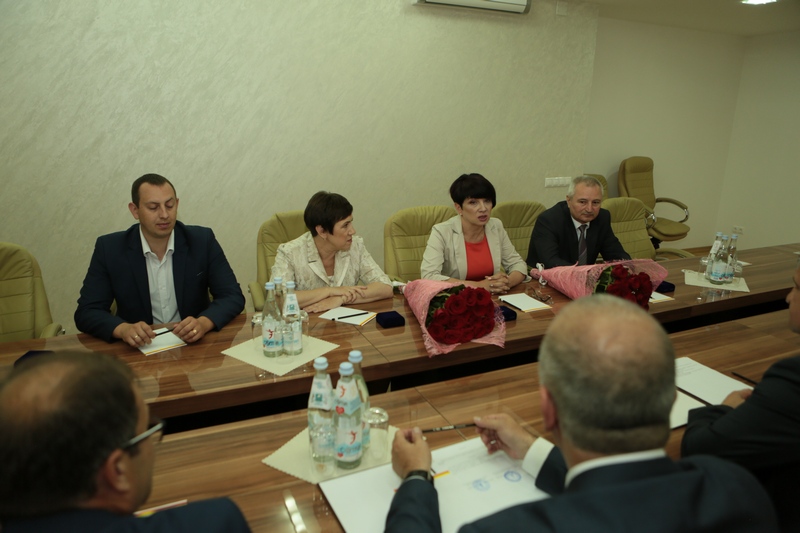 2. Встреча с Министром экономического развития Луганской Народной Республики Еленой Костенко