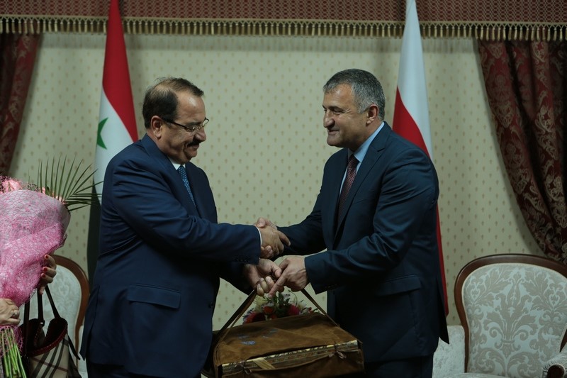7. Встреча с личным представителем Президента Сирийской Арабской Республики Риядом Хаддадом