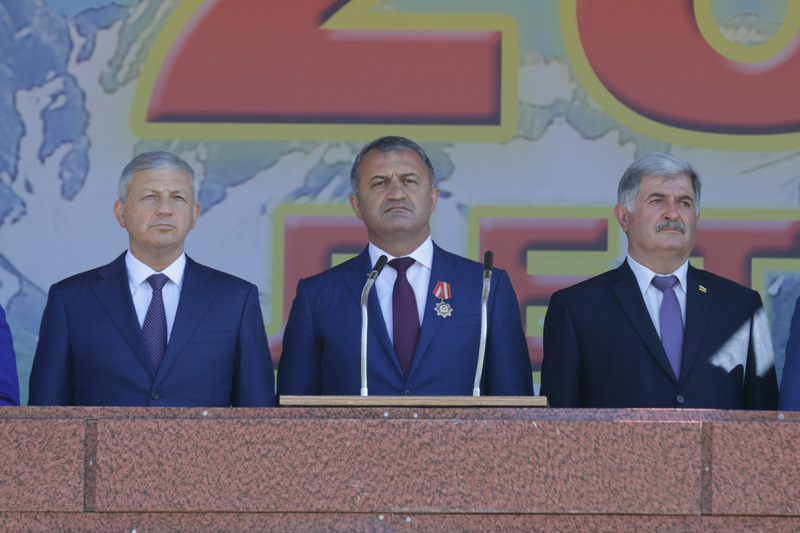 08. Военный парад в честь празднования 28-й годовщины Республики Южная Осетия
