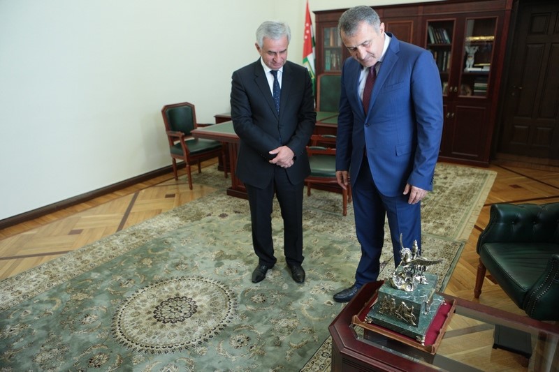 3. Встреча с Президентом Республики Абхазия Раулем Хаджимба
