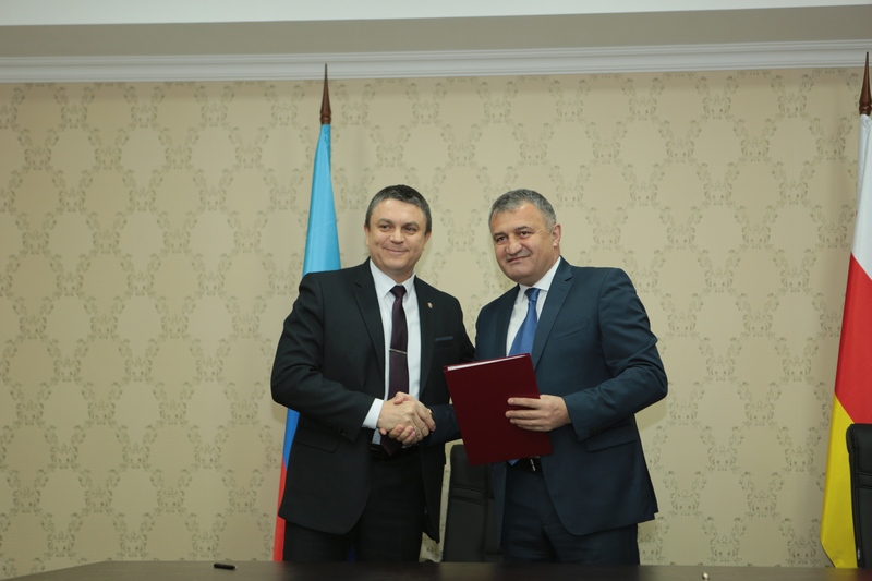 3. Республика Южная Осетия и Луганская Народная Республика подписали Договор о дружбе, сотрудничестве и взаимной помощи