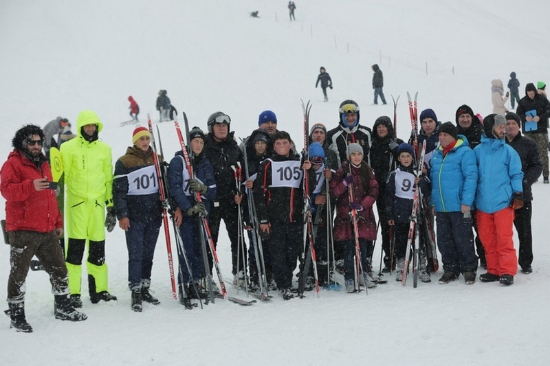 03. Анатолий Бибилов посетил соревнования по лыжным гонкам и сноуборду