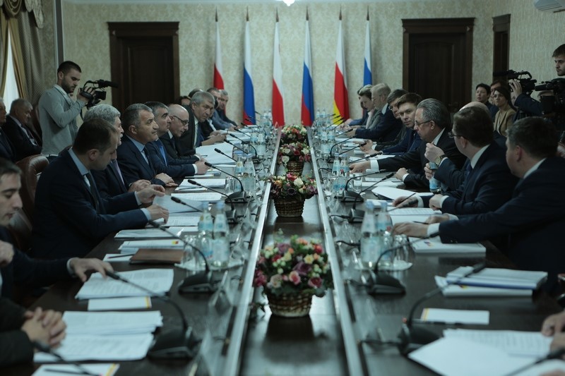 1. Заседание МПК по социально-экономическому сотрудничеству между Республикой Южная Осетия и Российской Федерацией