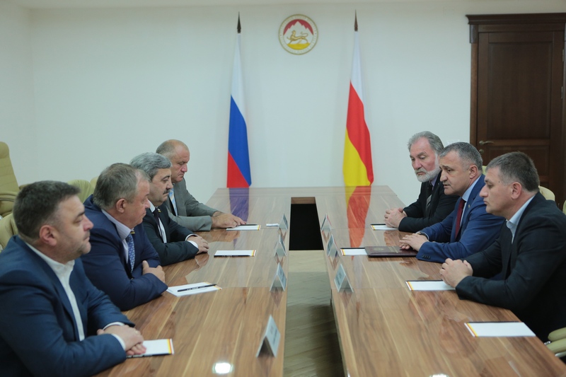 1. Встреча с делегацией Парламента Республики Северная Осетия-Алания
