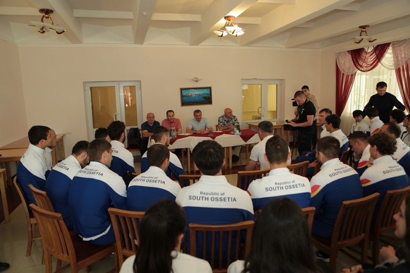 1. Встреча со сборной Республики Южная Осетия по футболу
