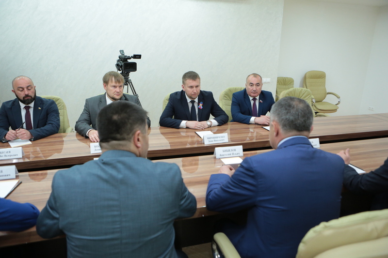 2. Встреча с делегацией Народного Совета Луганской Народной Республики