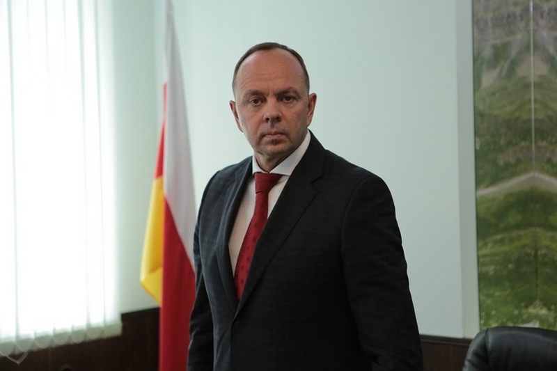 2. Анатолий Бибилов назначил на должность Председателя Комитета государственной безопасности Олега Ширана