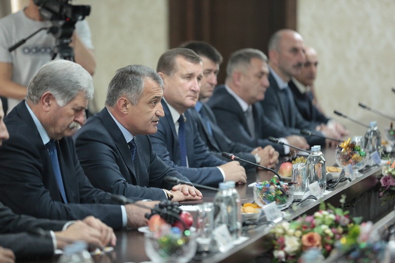 2. Встреча с делегацией Донецкой Народной Республики