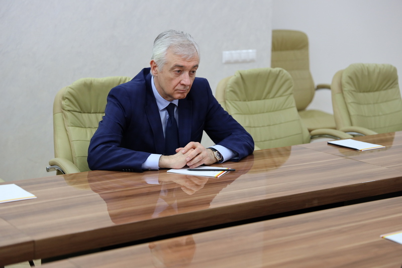2. Встреча с Председателем Парламента Республики Северная Осетия-Алания Алексеем Мачневым