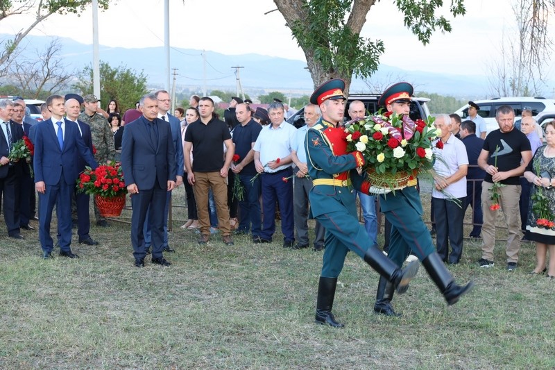 19. В Южной Осетии вспоминают погибших в августе 2008 года