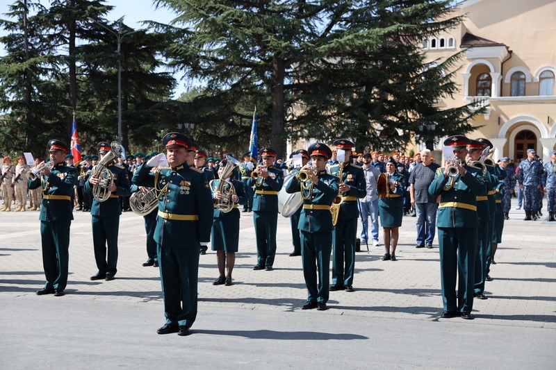 04. Военный парад в честь празднования 30-й годовщины Республики Южная Осетия