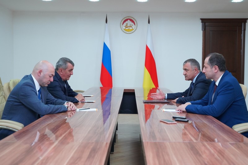 1. Встреча с Врио Главы Республики Северная Осетия-Алания Сергеем Меняйло