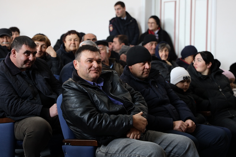 4. Встреча с жителями села Тбет Цхинвальского района