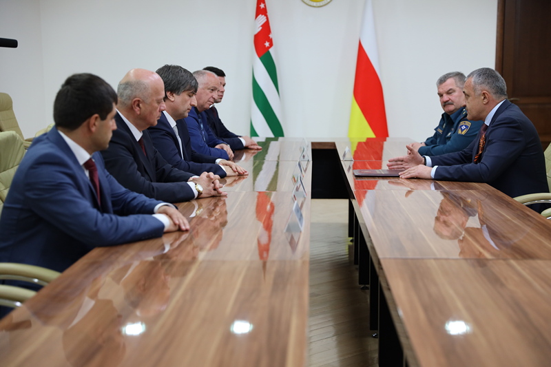 1. Встреча с делегацией из Республики Абхазия