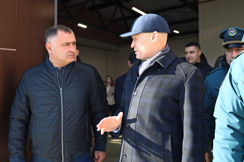 435_0xm. Алан Гаглоев принял участие в церемонии передачи материальных ресурсов в Государственный резерв Республики Южная Осетия