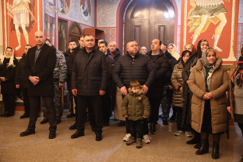 xzxke_hf. Алан Гаглоев поздравил православных христиан со светлым праздником Крещения Господня