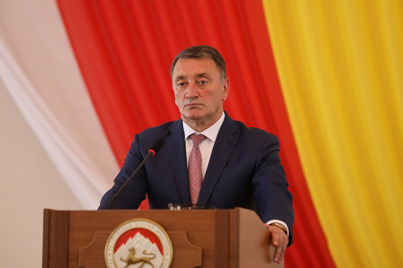 ekpfo1ny. Алан Гаглоев принял участие в работе сессии Парламента Республики Южная Осетия