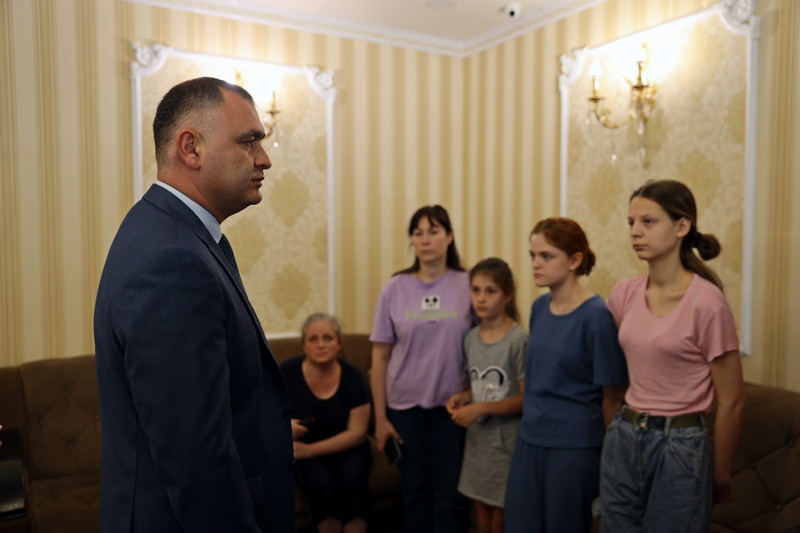 yvtg_jbp. Алан Гаглоев навестил гостей из Донецкой Народной Республики