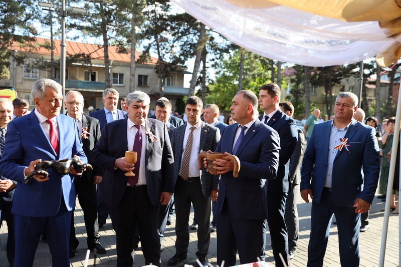 f6a_rs2. Алан Гаглоев: «Москва преследовала единственную цель – обеспечить надежную безопасность Южной Осетии и Абхазии»