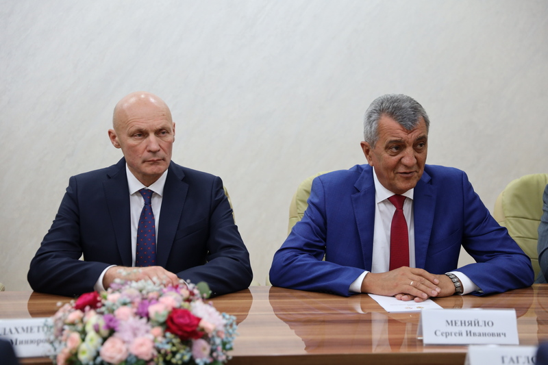 xtb1lz. Встреча с Главой Республики Северная Осетия-Алания Сергеем Меняйло
