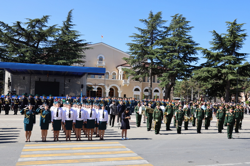 a8l2qyje. Военный парад в честь празднования 33-й годовщины Республики Южная Осетия
