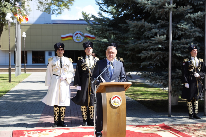 euj5lay2. Алан Гаглоев: «Осетинский флаг мотивирует на самые высокие достижения»
