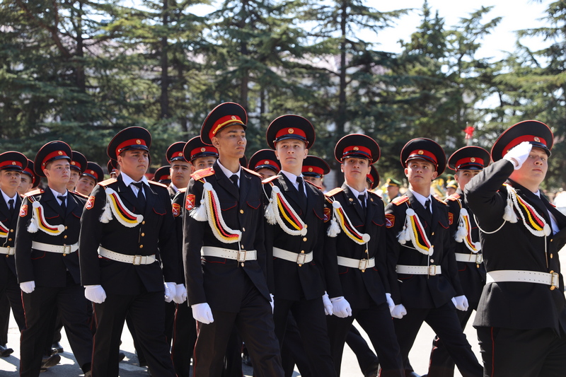 olt2q8vq. Военный парад в честь празднования 33-й годовщины Республики Южная Осетия