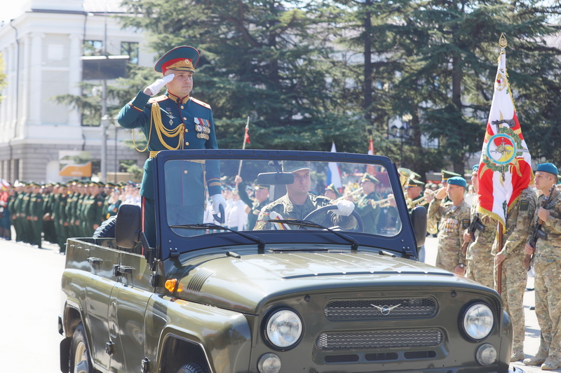 sn6duzai. Военный парад в честь празднования 33-й годовщины Республики Южная Осетия