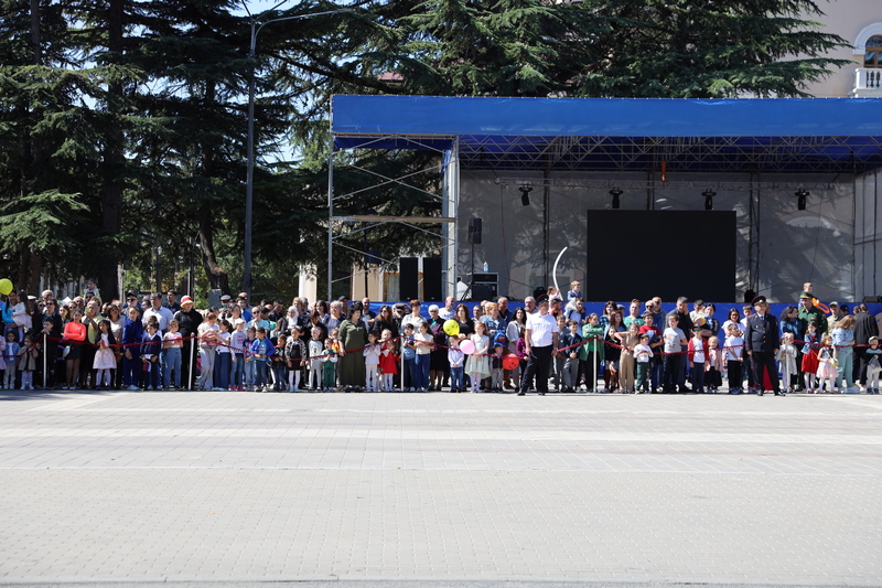 z9l0nc2k. Военный парад в честь празднования 33-й годовщины Республики Южная Осетия