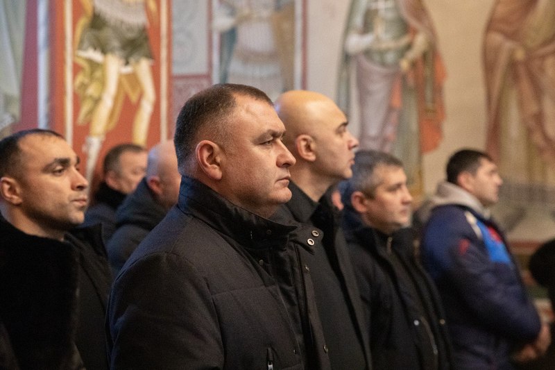 l9w1ylu. Алан Гаглоев поздравил православных христиан со светлым праздником Крещения Господня