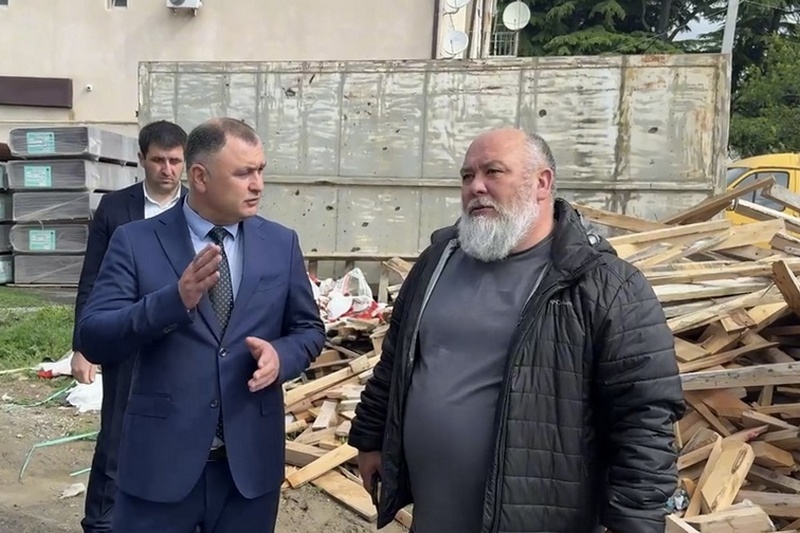 Алан Гаглоев осмотрел ход строительства Школы искусств в Цхинвале