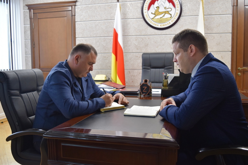 Встреча с Министром образования и науки Асланом Лолаевым