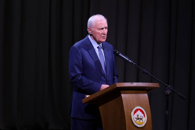 gi4jbbtn. Алан Гаглоев: «Признание Российской Федерацией независимости Южной Осетии – символ торжества справедливости»