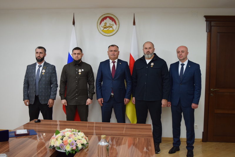 8rkb64lb. Встреча с делегацией Чеченской Республики