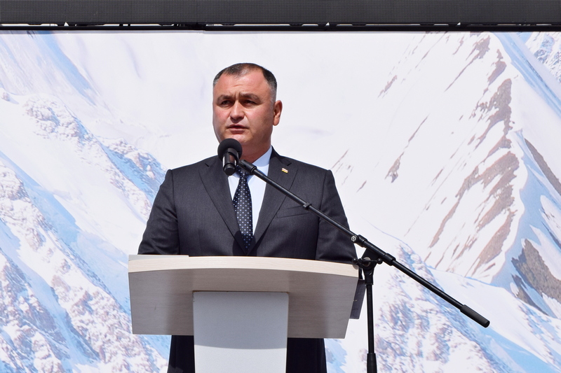 f5z9dc. Алан Гаглоев: «I МЭФ – свидетельство того, что Южная Осетия твердо стоит на ногах и уверенно смотрит в будущее»